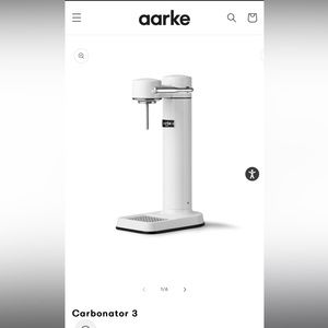 BRAND NEW IN BOX Aarke Carbonated/Sparkling Water Maker